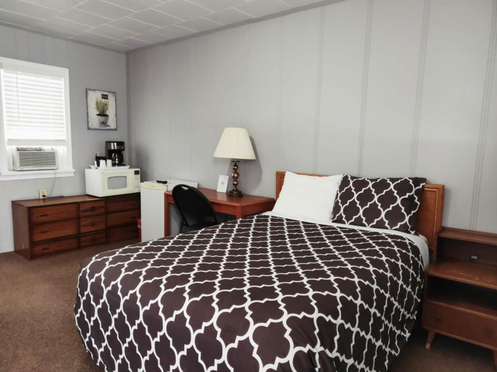 Melsask Motel Melville Eksteriør bilde