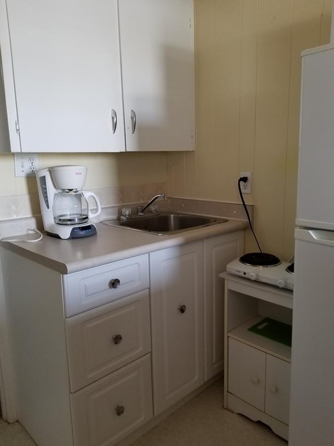 Melsask Motel Melville Eksteriør bilde