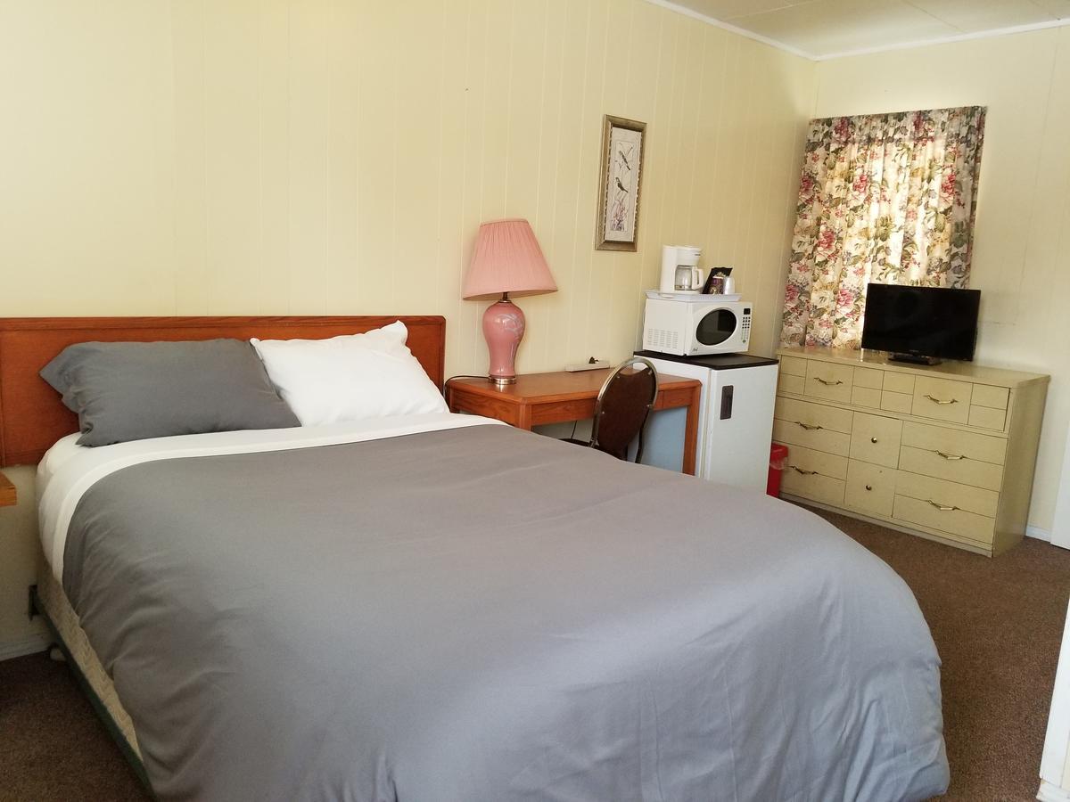 Melsask Motel Melville Eksteriør bilde