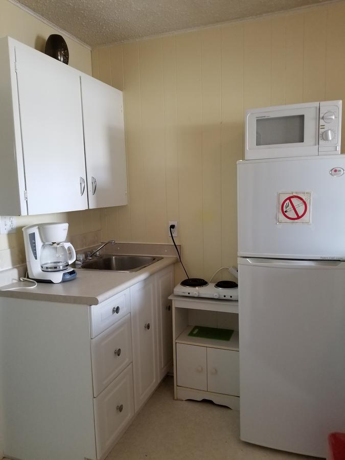 Melsask Motel Melville Eksteriør bilde