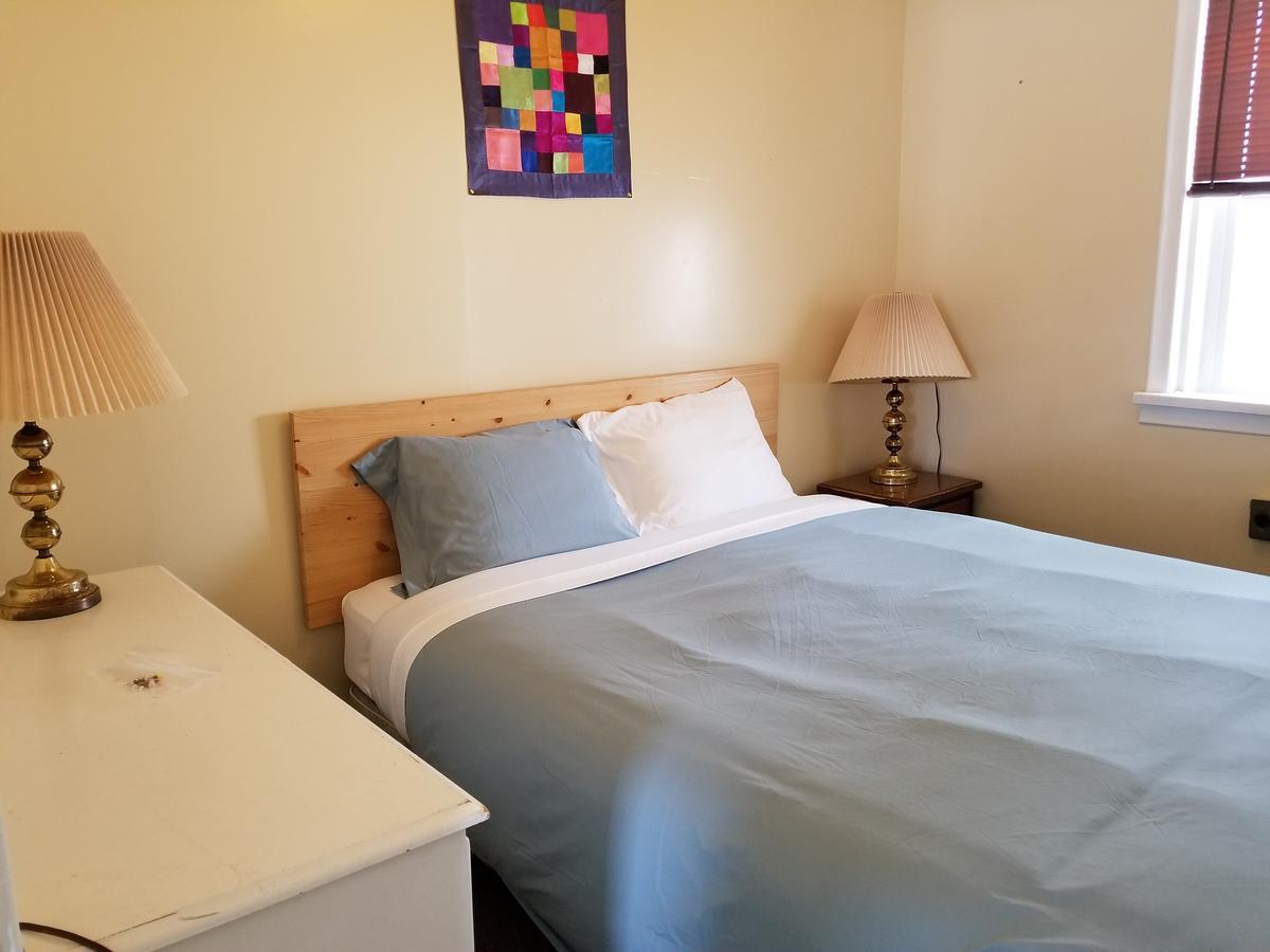Melsask Motel Melville Eksteriør bilde