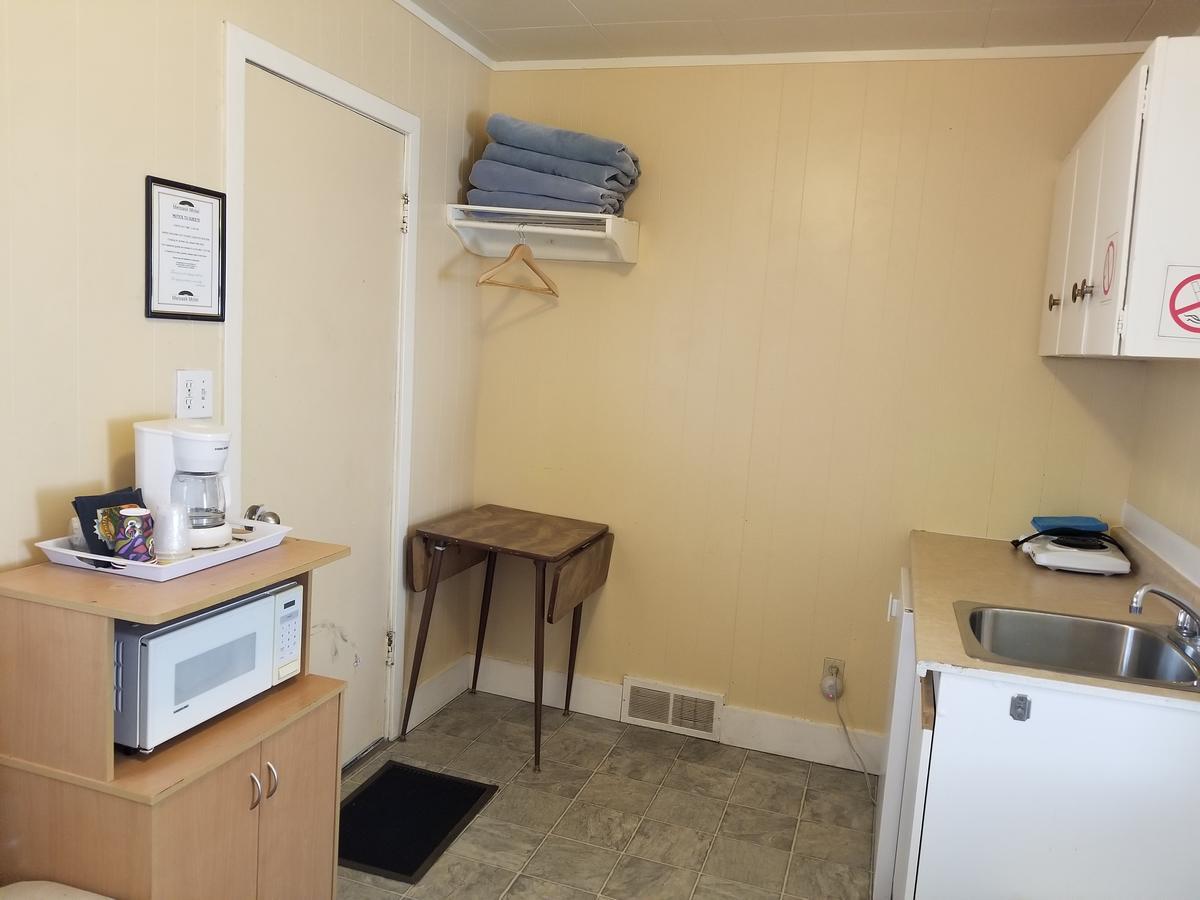 Melsask Motel Melville Eksteriør bilde