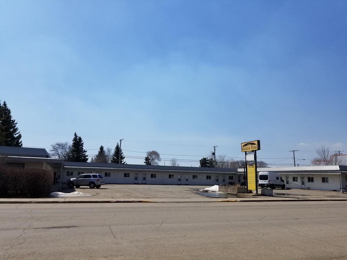 Melsask Motel Melville Eksteriør bilde